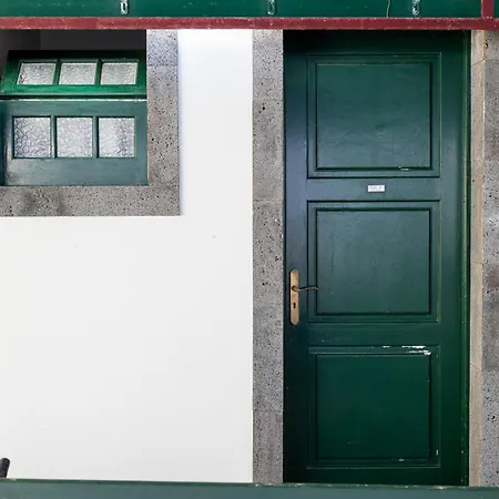 Casa Da Alegria Feriehus Furnas (Azores)